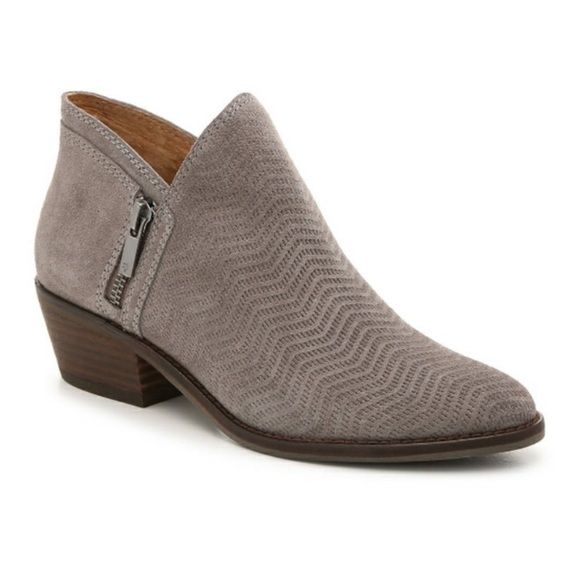 Lucky Brand Fhuna Ankle Booties in Stone Rock Oiled Suede Size 10 - Picture 1 of 15